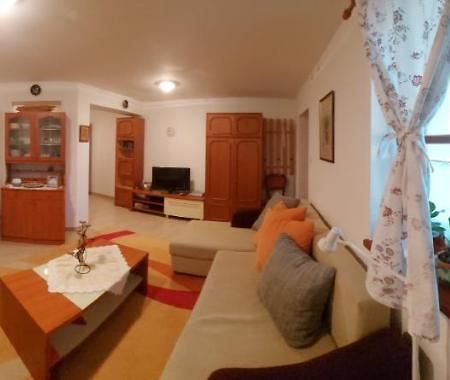 شقة Vertessomlo  في Nyugalom Szigete 2 Fos Apartman 1 Haloterrel المظهر الخارجي الصورة