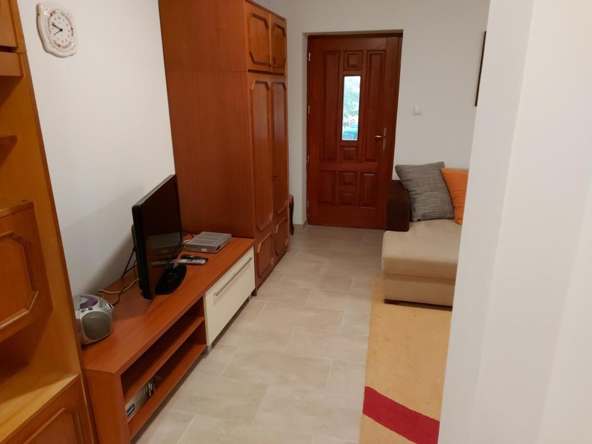 شقة Vertessomlo  في Nyugalom Szigete 2 Fos Apartman 1 Haloterrel المظهر الخارجي الصورة